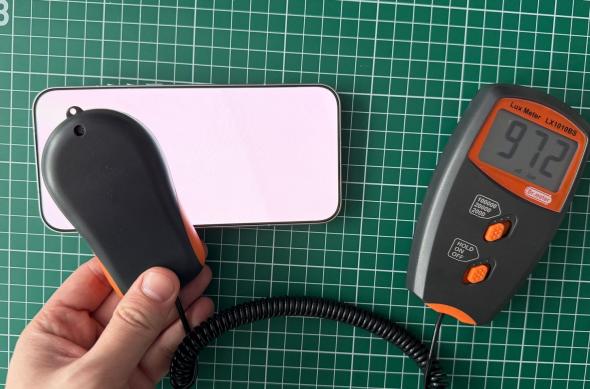 Xiaomi 17 Ultra - Test ecran: Luminozite (2).jpg