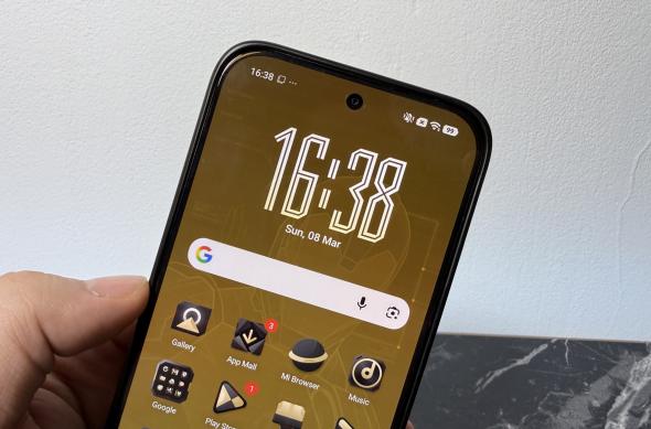 POCO X8 Pro (Iron Man Edition) - Galerie foto Mobilissimo.ro: img048.jpg