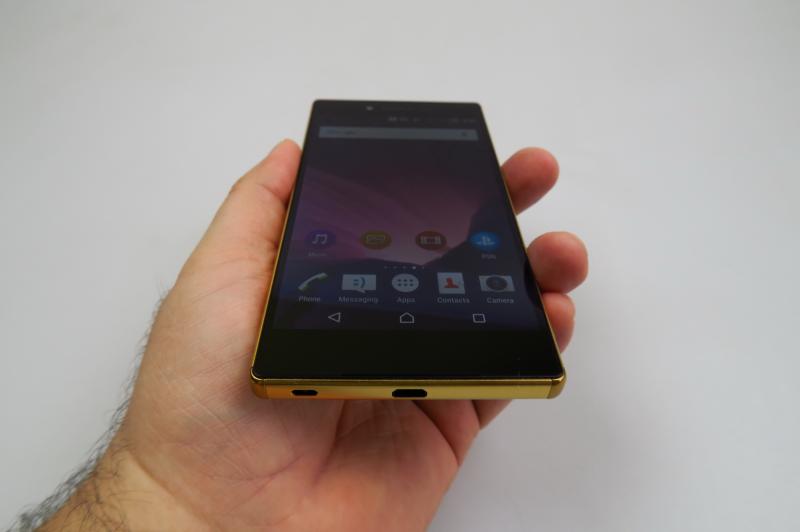 Sony Xperia Z5 Premium - Galerie foto Mobilissimo.ro: Sony-Xperia-Z5-Premium_095.JPG