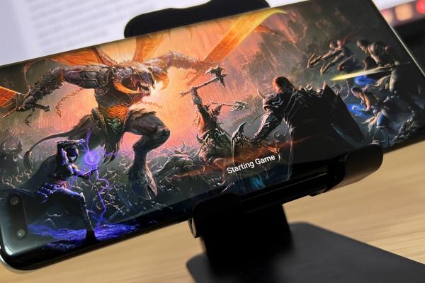 HONOR Magic4 Pro: Benchmark-uri de top 15, nişte tendinţe de încălzire