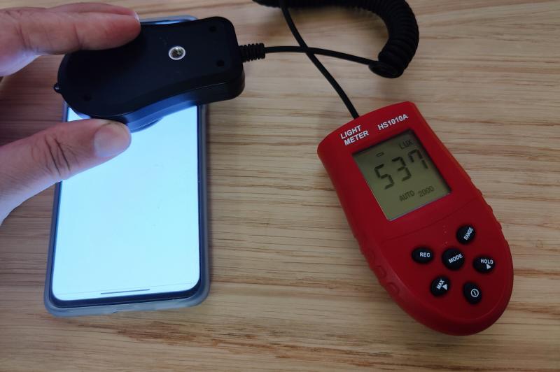 Luminozitate display OnePlus Nord 2T 5G și ecranul văzut la microscop: OnePlus-Nord-2T-5G_065.jpg