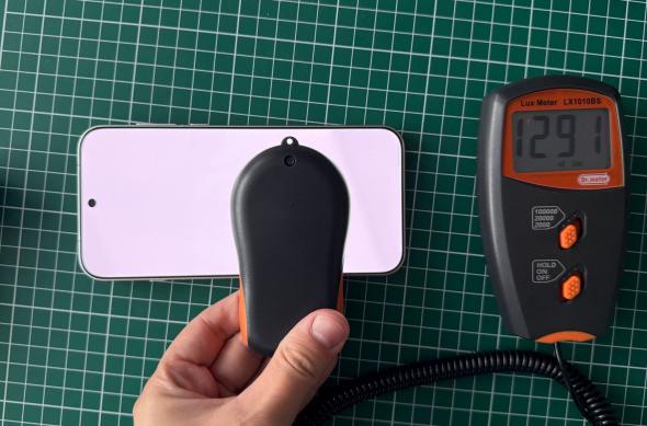 OPPO Find X9 Pro - Test luminozitate: Luminozitate (3).jpg