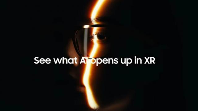 <b>Samsung i-a „furat” pe Gentle Monster de la Huawei şi face ochelari smart şi cool cu Android XR</b>Samsung a stat în umbră şi a lucrat mai bine de un an la headsetul Galaxy XR prezentat pe 22 octombrie. L-am tot văzut prototip pe Project Moohan şi la IFA şi la MWC, iar acum e în sfârşit real şi e doar începutul. Pe lângă ideea de cască de realitate