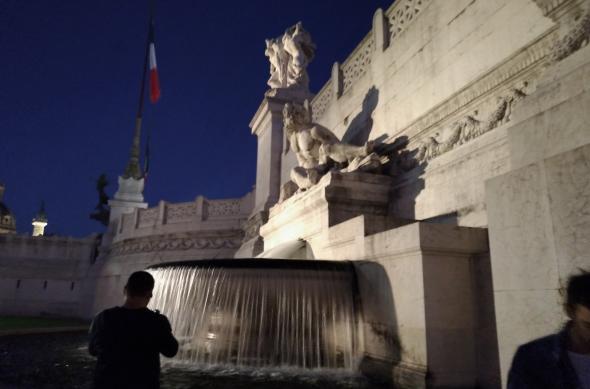 ASUS ZenFone 4 (ZE554KL) - Mostre Foto (seara): P_20170101_124100_vHDR_Auto.jpg