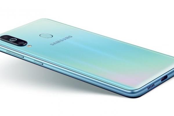 Turul Magazinelor #583: Redmi K20 în România, reduceri la laptop de gaming şi laptop Core i3, plus Galaxy A60 sub 1000 lei