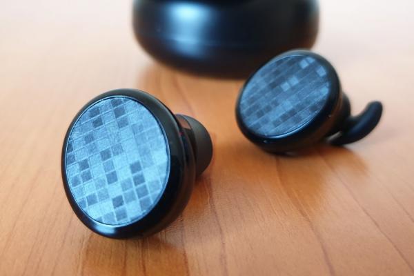 Tronsmart Encore Spunky Buds - Fotografii prezentare