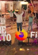 Firefox își face reclamă pe ritmurile „Dragostea din tei”! Hitul românesc revine într-o campanie internațională cu vedetele internetului