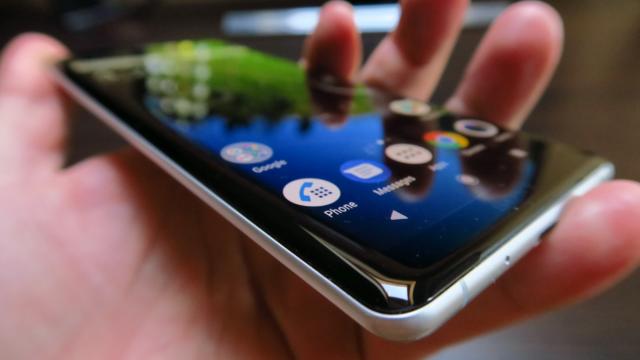 <b>Sony Xperia XZ3: Benchmark-uri de top 10, uneori sub Xperia XZ2 totuşi</b>Sony Xperia XZ3 a provocat poate unele strâmbături din nas când a venit cu 4 GB RAM, în condiţiile în care unele companii din China pregătesc deja telefoane cu 10 GB RAM. În schimb XZ3 propune 4 GB RAM şi un procesor Qualcomm Snapdragon 845, împreună cu..