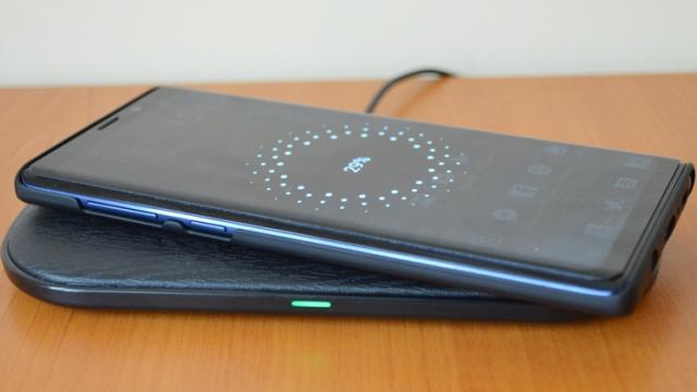 <b>Prezentare CHOETECH T535-S: Încărcător wireless dual cu alimentare rapidă la 10W și conector USB Type-C</b>Astăzi am pentru voi o prezentare proaspătă, de această dată fiind vorba despre un încărcător wireless puternic și accesibil numit CHOETECH T535-S. Este primul contact cu un produs realizat de către compania chineză CHOETECH