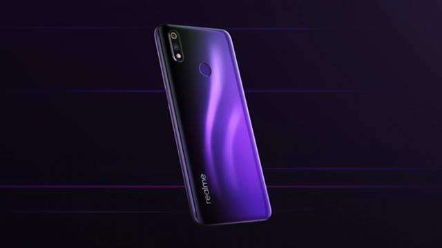 <b>Oppo anunță lansarea lui Realme 3 Pro; Smartphone cu procesor Snapdragon 710, cameră duală și 6 GB RAM</b>Fix cum era programat, astăzi pe data de 22 aprilie a debutat oficial smartphone-ul Oppo Realme 3 Pro - telefon din zona de buget care aduce o serie de upgrade-uri interesante raportat la modelul predecesor