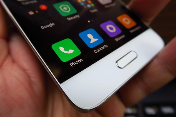 Xiaomi Mi 5: OS, UI aplicaţii nu chiar plăcute privirii, dar operând ceas