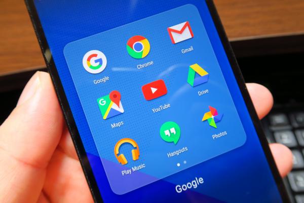 Huawei Honor 7: OS, UI, aplicaţii tipice EMUI, ceva mai abstracte acum