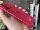 Motorola Moto G84 5G: Design Viva Magenta, cu piele şi corp skinny