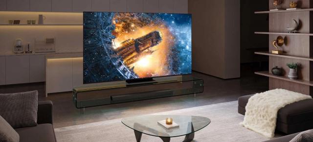 TCL lansează noua serie de televizoare C84 QLED Mini LED în România