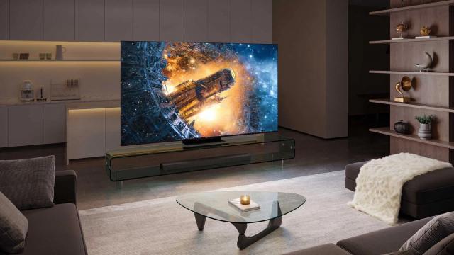 <b>TCL lansează noua serie de televizoare C84 QLED Mini LED în România</b>După ce am avut recent ocazia să testăm și să publicăm recenzia pentru televizorul din seria TCL C84 QLED Mini LED, ne-am gândit că ar fi potrivit să vă oferim mai multe detalii despre această nouă serie lansată pe piața din România.