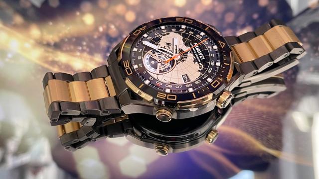 <b>HUAWEI Watch Ultimate Design Review: Când luxul întâlnește tehnologia în primul smartwatch de aur HUAWEI</b>De la debutul primului smartwatch HUAWEI și până în prezent au trecut nici mai mult nici mai puțin de 8 ani, timp în care compania a tot inovat în segment, ceasurile sale inteligente fiind cunoscute pentru autonomia excelentă, funcțiile de top