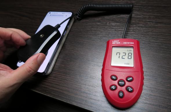 Luminozitate display OnePlus 9 și ecranul văzut la microscop: OnePlus-9_078.JPG