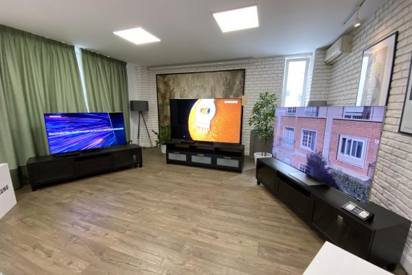 Samsung Neo QLED 4K si 8K 2021, galerie foto