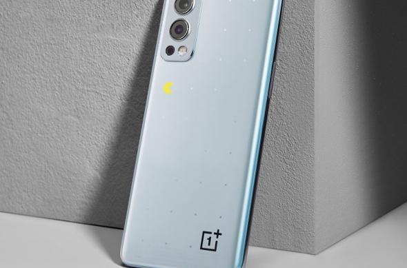 OnePlus Nord x PAC-MAN Edition - Fotografii oficiale: OnePlus-Nord-2-PAC-MAN_002.jpg