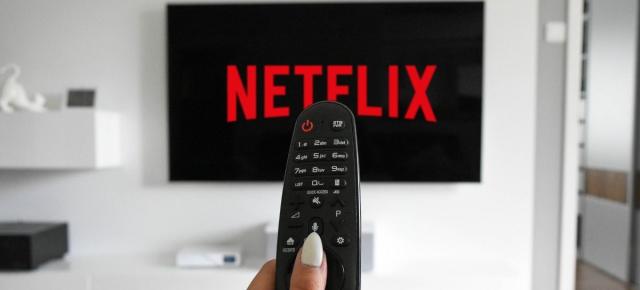 Guvernul vrea să taxeze extra Netflix şi Spotify; Ce sumă este vizată pentru serviciile de streaming?