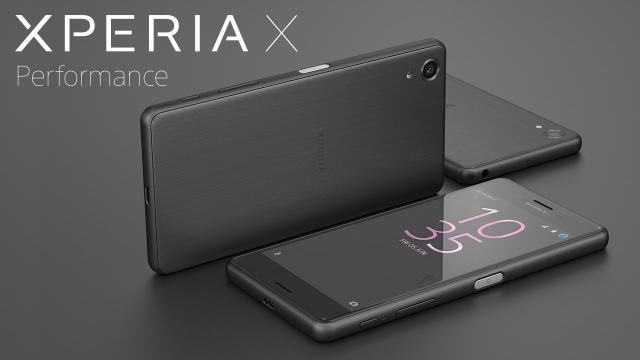 <b>Sony Xperia X Performance e primul smartphone Sony care primeşte actualizarea la Android 7.0 Nougat</b>Sony desfăşoară de ceva vreme programe de beta testing pentru Android 7.0 Nougat pe terminalele sale, iar aparent acestea au început să dea roade. Astfel, azi Sony Xperia X Performance devine primul smartphone Sony care primeşte actualizarea oficială la..