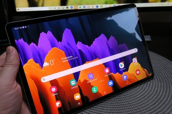 Samsung Galaxy Tab S7+ 5G: Conectivitate 5G, WiFi 6, bile albe pe toată linia