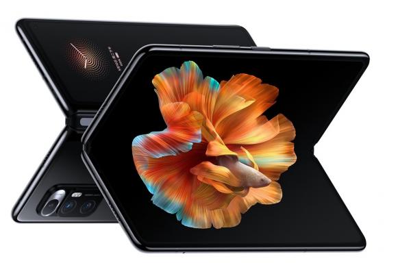 Xiaomi Mi Mix Fold este oficial: primul telefon pliabil Xiaomi aduce lentilă lichidă, un format familiar