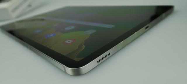 Samsung Galaxy Tab S7+ 5G: Acustică quad fantastică, bate multe laptopuri
