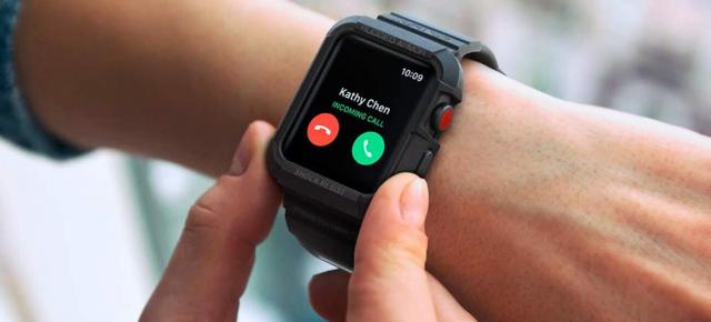 Apple Watch ar putea primi o variantă robustă, cu un debut așteptat pe final de an sau la început de 2022