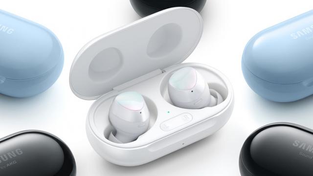 <b>Samsung lucrează la căștile wireless Galaxy Buds 2, care apar menționate în aplicația Galaxy Wearable</b>Finalul de lună martie aduce vești despre produsele la care lucrează Samsung în momentul de față, fiind vorba după cum aflați încă din titlu despre o nouă pereche de căști numită Galaxy Buds 2
