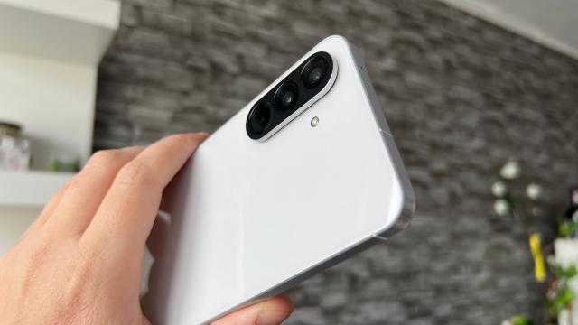 <b>Samsung Galaxy A37 și Galaxy A57 listate în Google Play Console; Aproape de lansare?</b>Deși se vehicula faptul că vom vedea smartphone-urile mid-range Galaxy A37 și Galaxy A57 lansate mai devreme de obicei, înainte chiar și de Galaxy S26, pare că acest plan nu mai este în cărți. Flagship-urile vin pe 25 februarie, iar pentru 