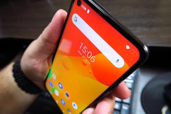 Allview Soul X7 Pro: OS, UI, aplicaţii cu Android Pie, un asistent AVI evoluat
