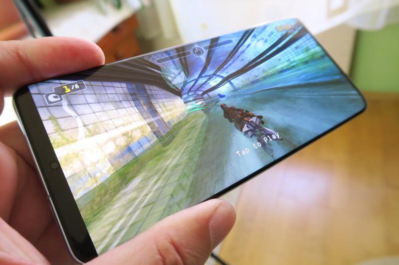 Samsung Galaxy S20+ - Teste Mobilissimo.ro: Samsung-Galaxy-S20-Plus_099.JPG