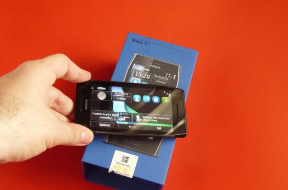 Nokia X7 scos din cutie la Mobilissimo.ro; Symbian Anna a sosit!: nokia_x7_unboxing_mobilissimo_19.jpg