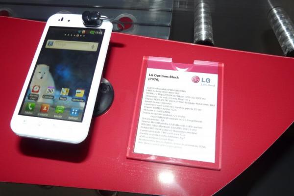 LG Optimus Black alb, gata de lansare prin Orange România!