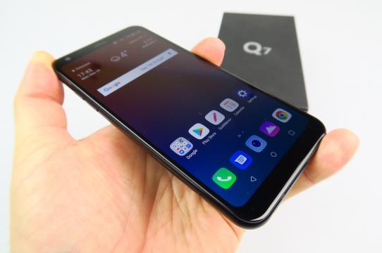 LG Q7 - Unboxing: LG-Q7_044.JPG