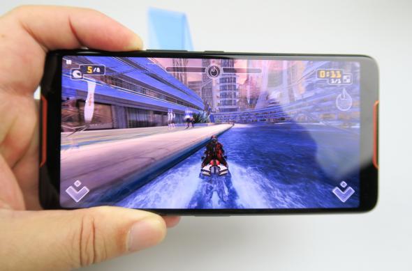 Putere volum ASUS ROG Phone: ASUS-ROG-Phone_061.JPG