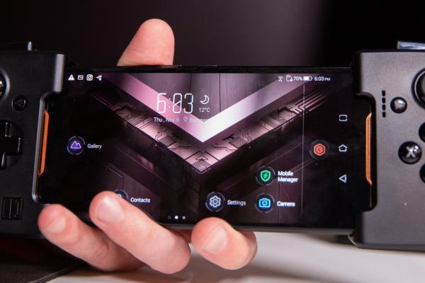 ASUS ROG Phone: Multimedia cu acustică stereo și volum șocant la jocuri, peste 107 decibeli