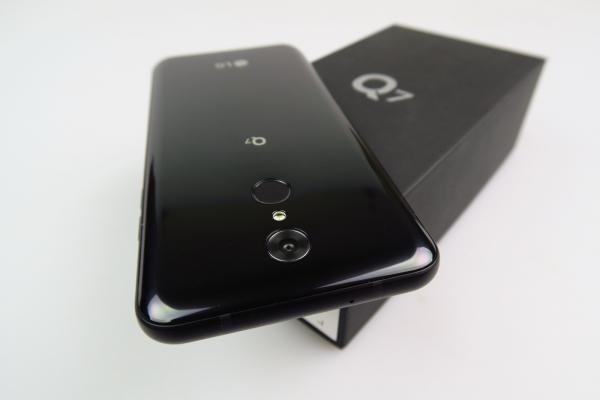 LG Q7: Hardware cu accent pe acustică și impermeabilitate, dar fără upgrade major de performanță față de Q6