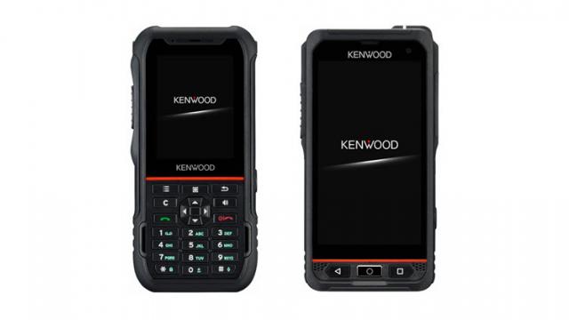 <b>Kenwood KWSA50K și KWSA80K sunt două noi telefoane ultra robuste cu sistem walkie-talkie</b>Descoperim astăzi faptul că producătorul Kenwood a adus în ultimele săptămâni pe piață două noi terminale robuste echipate cu sistem PTT și comunicare prin radio de tip walkie-talkie. Acestea se numesc KWSA50K și KWSA80K, modele care