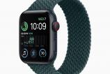 Apple-Watch-SE-aluminum-midnight-220907.jpg