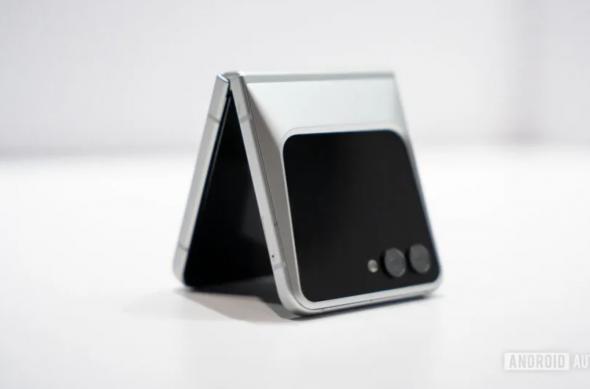 Samsung Polygon Foldable - prototip Display Week 2025: download - 2025-05-16T134419.770.jpg