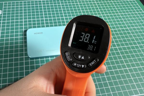 Test termic - HONOR 400 Lite