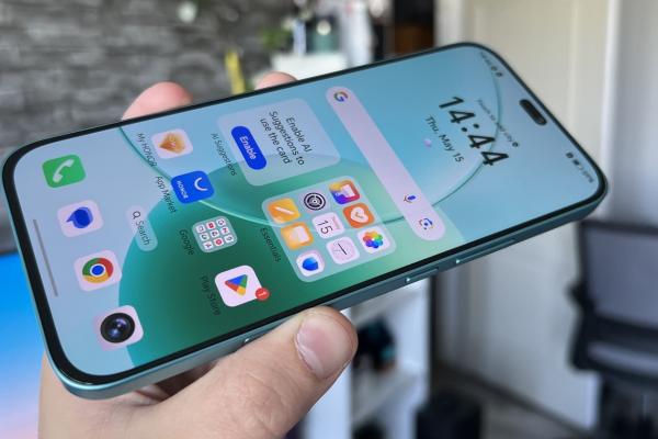 HONOR 400 Lite: Benchmark-uri de telefon midrange propulsate de un CPU MediaTek Dimensity 7025 Ultra
