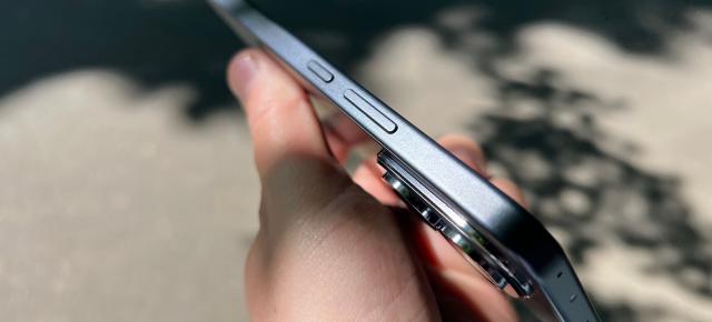 Honor 400: Hardware cu procesor neschimbat, ecran mai mic acum și baterie Si/C