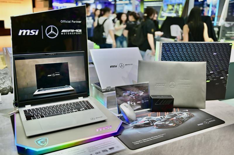 MSI - Laptopuri cu AI și ediții speciale, de design: DSC_8089.jpg