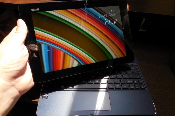 ASUS Transformer Book T100 Chi - Galerie foto Mobilissimo.ro