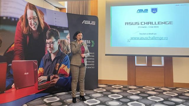 <b>ASUS România se implică în domeniul educațional și anunță concursul de informatică ASUS Challenge București 2022</b>Ridicarea restricțiilor înseamnă mai multe evenimente organizate în mod fizic, iar un astfel de eveniment a avut loc astăzi. Am fost prezenți în București, la Hotel Sheraton, la invitația ASUS pentru a afla detalii despre implicarea filialei