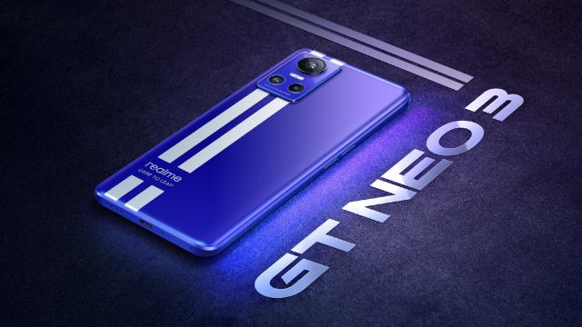 <b>realme GT Neo3 se lansează pe 22 martie; Are încărcare la 150W și o variantă Le Mans cu dungi de mașină sport</b>Mijlocul lunii martie ne aduce iată și teasere oficiale pentru realme GT Neo3, un telefon foarte interesant prin prisma încărcării ultra-rapide la 150W, tehnologie care apropo este vizată și pentru un viitor model OnePlus. Revenind la oile noastre