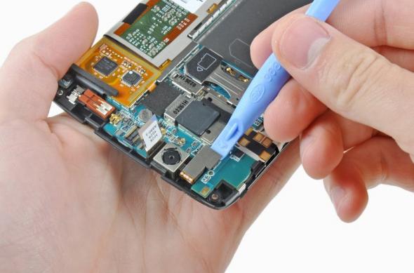 "Facut bucati" - Dell Streak ne prezinta componentele sale hardware: 06.jpg